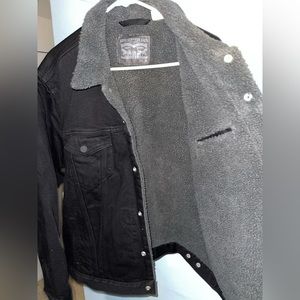 Levi’s Men's Regular Fit Sherpa Denim Trucker Jacket